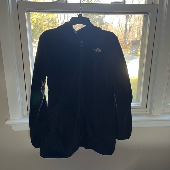 Black Fuzzy North Face Jacket - Picture 1 of 2